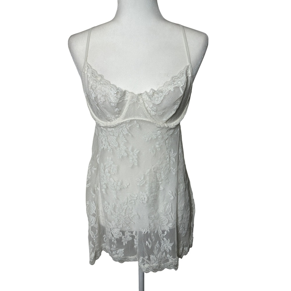 Victoria's Secret White Lace Babydoll Lingerie Teddy Cami Top Underwire‎ Size XL